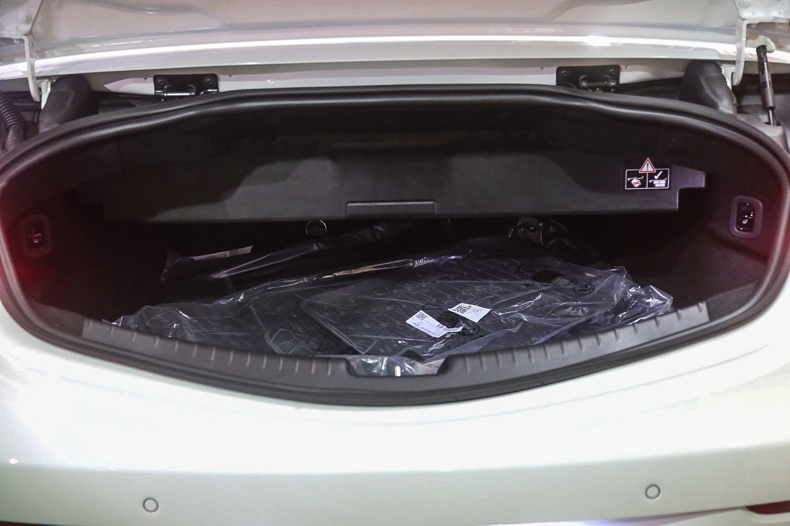 New 2026 Mercedes-Benz CLE 53 AMG 4MATIC Cabriolet image 29