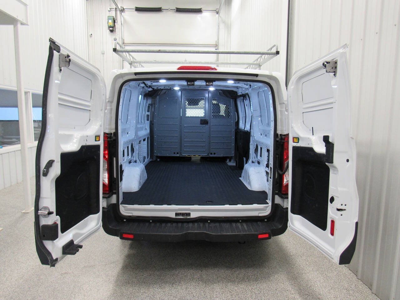 Used 2019 Ford Transit 150 130 Low Roof RWD image 15