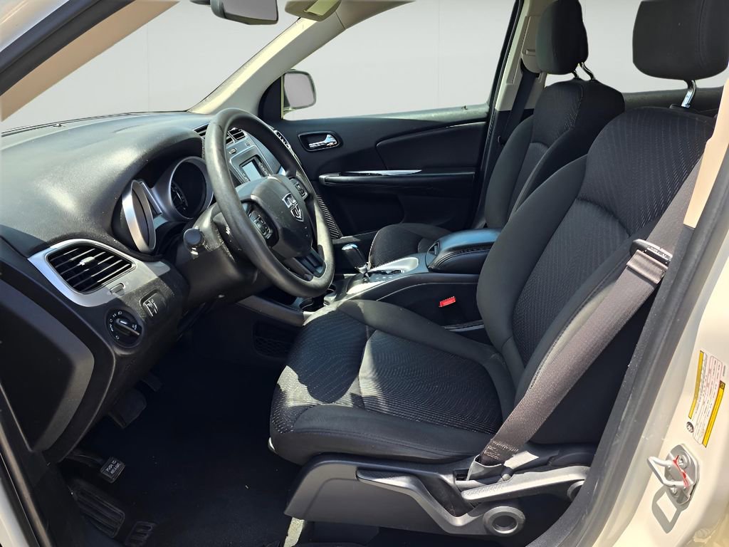 Used 2019 Dodge Journey SE w/ Blacktop Package FWD image 28