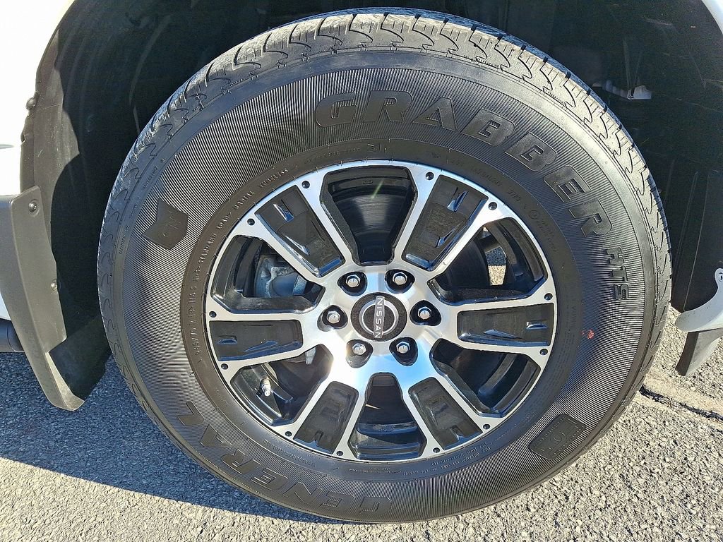 Used 2024 Nissan Titan SV w/ Accessory Utility Package image 9