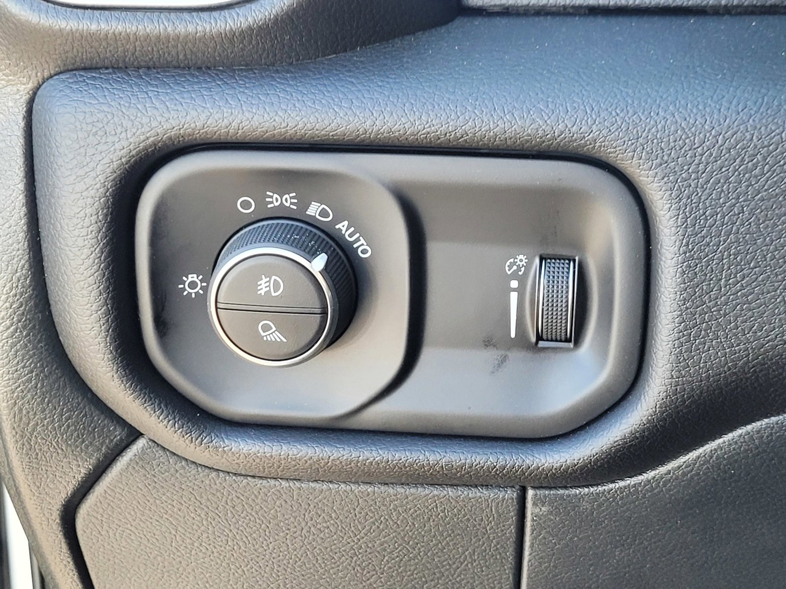 New 2026 RAM 2500 Big Horn image 24