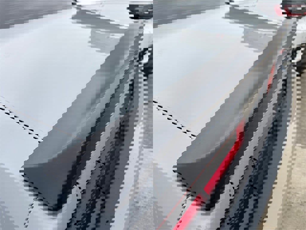 Used 2021 Dodge Challenger SXT w/ Blacktop Package image 11