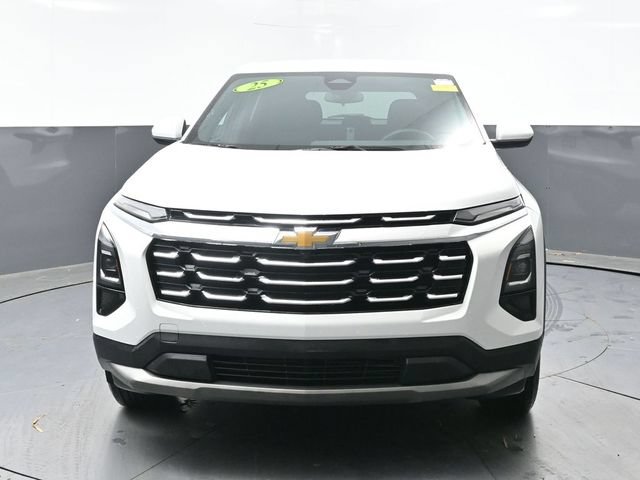 Used 2025 Chevrolet Equinox LT AWD/4WD image 8