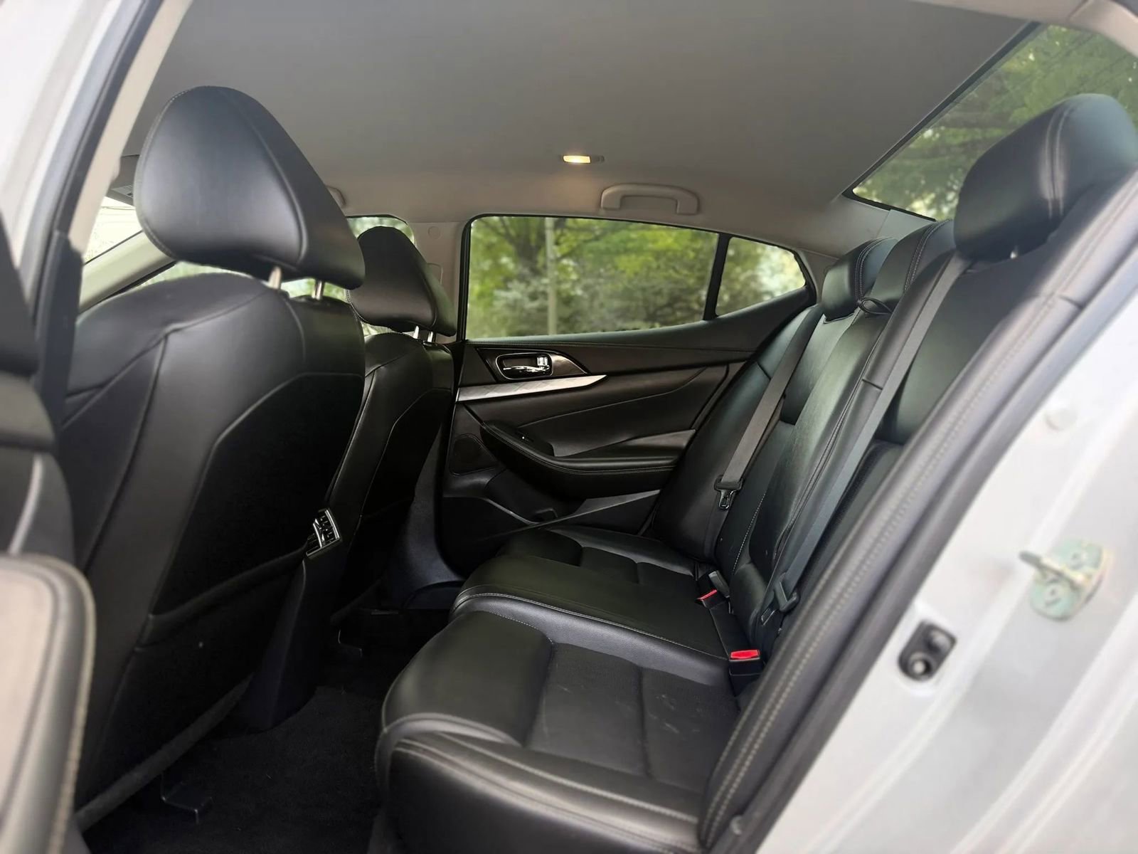 Used 2018 Nissan Maxima 3.5 SV FWD image 11
