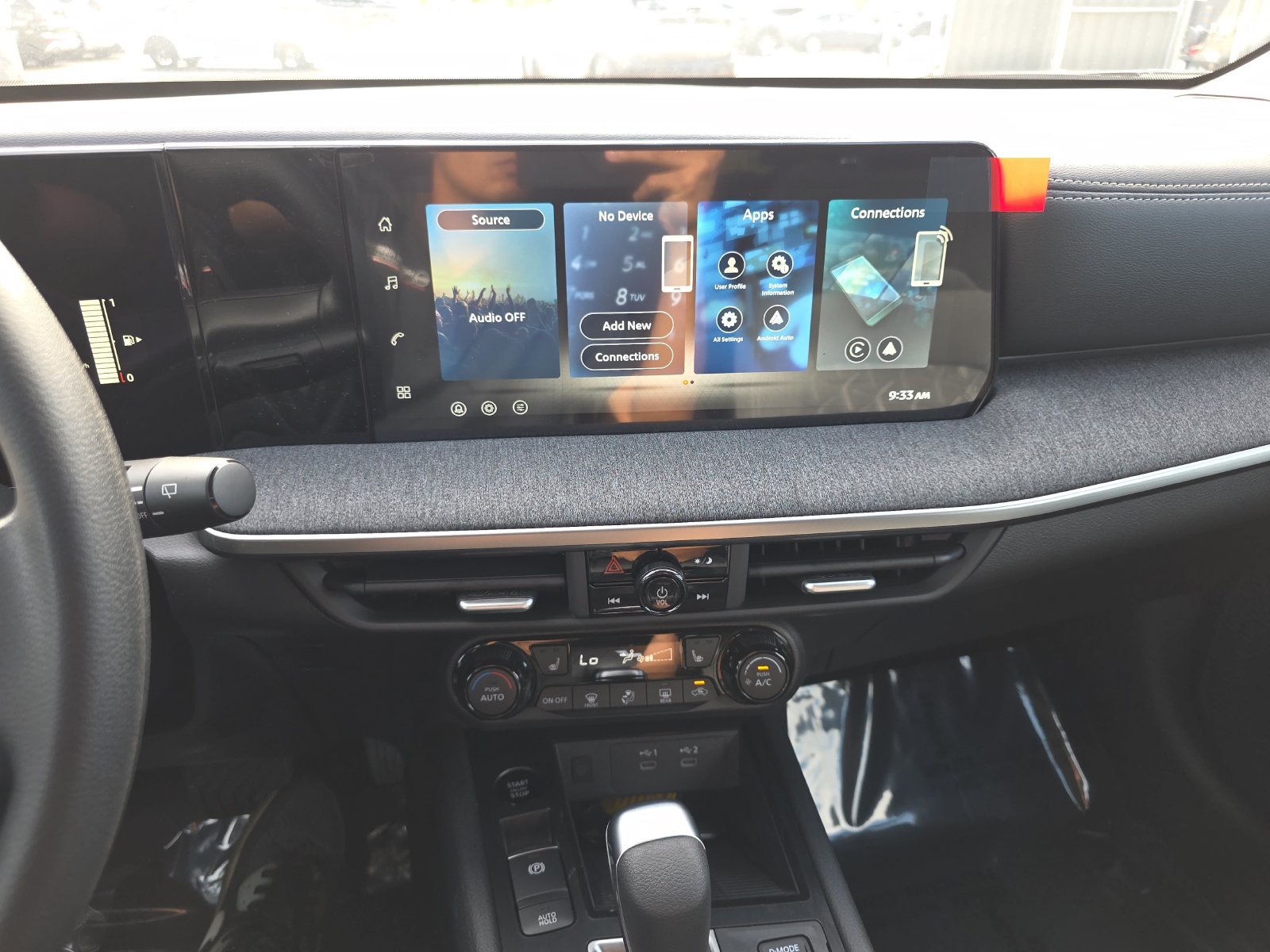 New 2027 Nissan Kicks SV FWD image 23