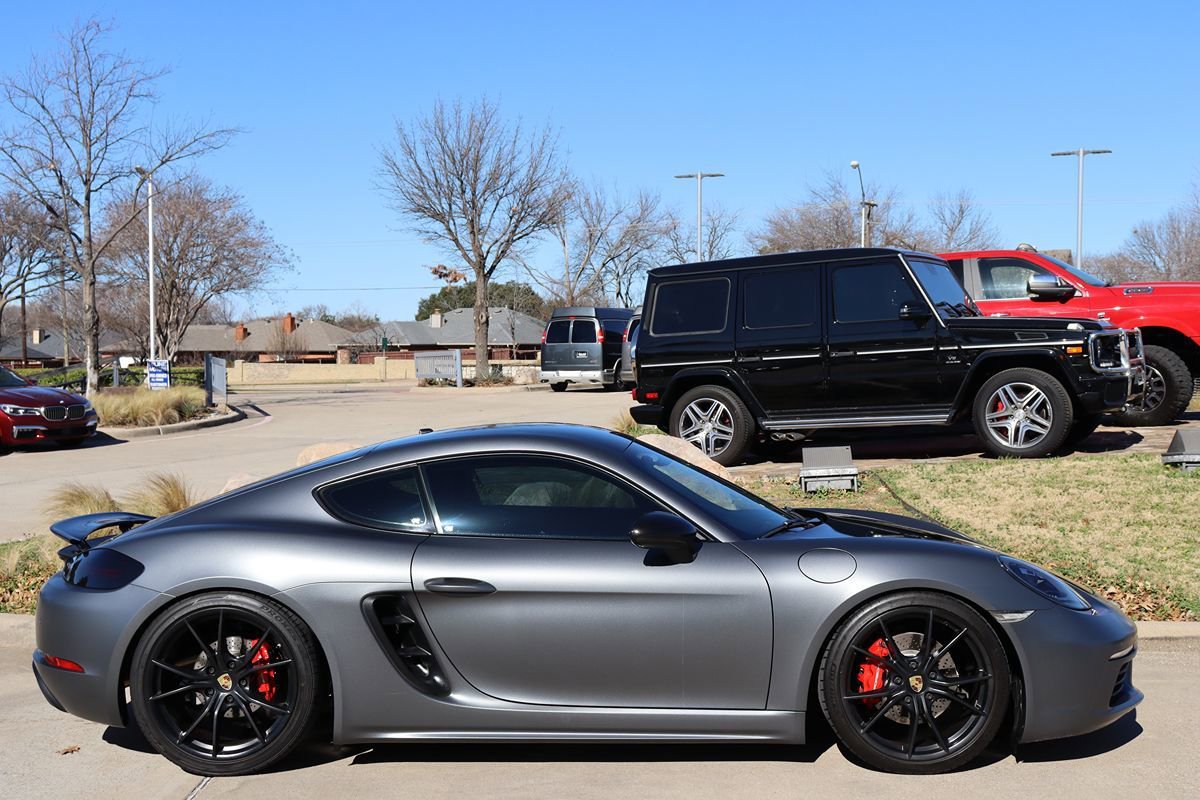 Used 2017 Porsche 718 Cayman image 6