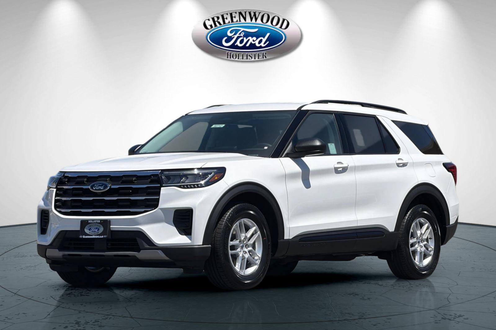 New 2026 Ford Explorer Active RWD image 8