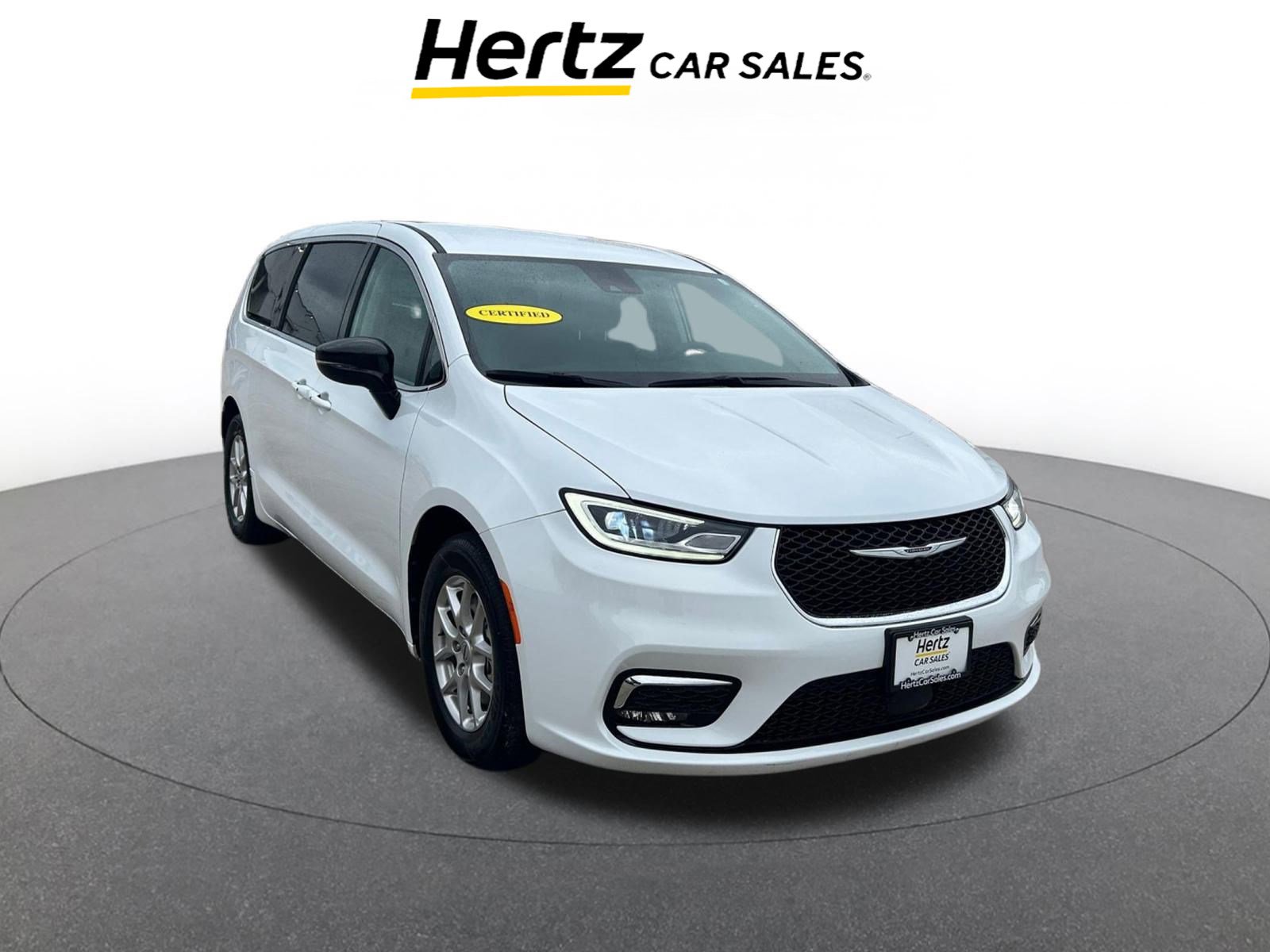 Used 2024 Chrysler Pacifica Touring-L