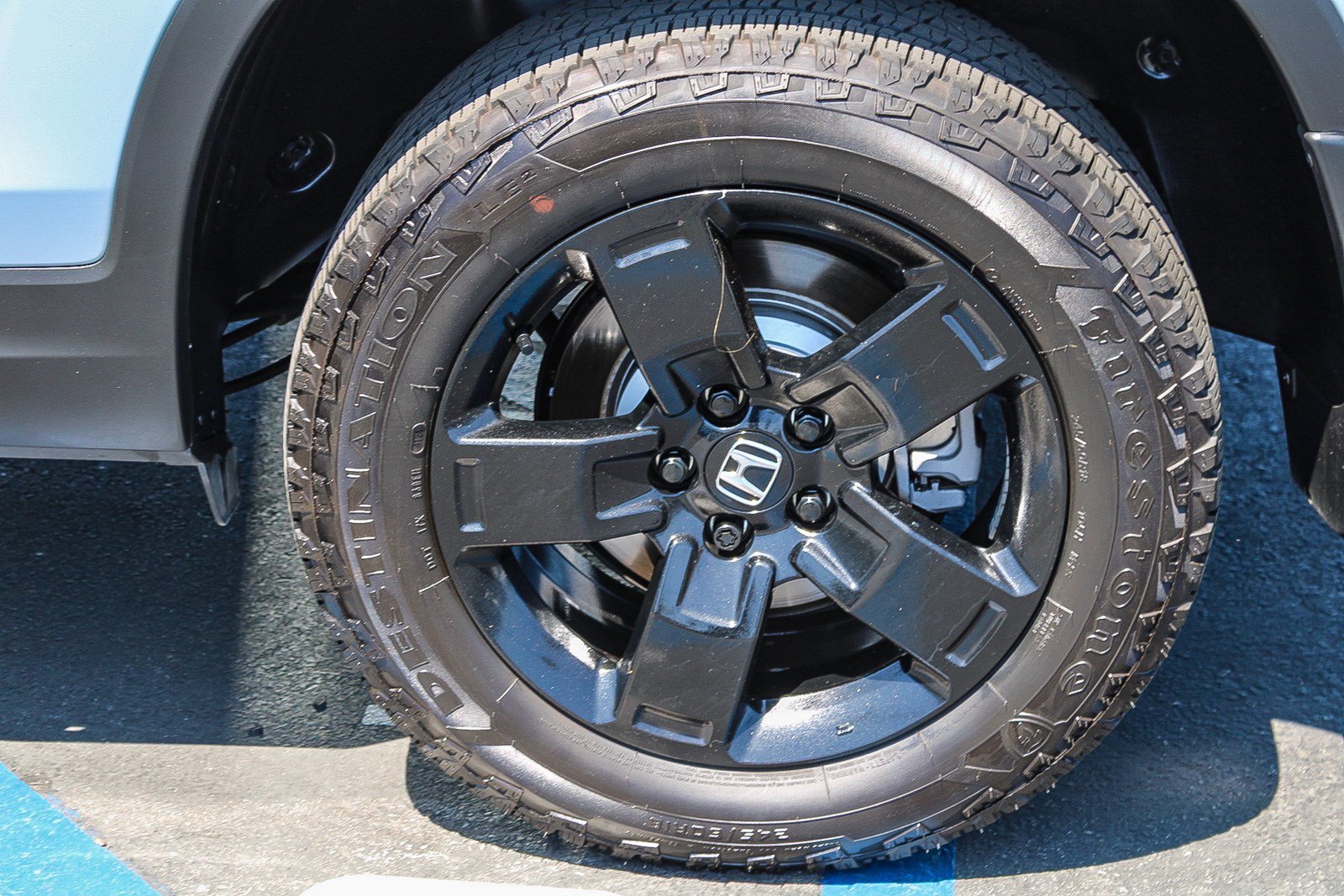 Certified 2025 Honda Ridgeline Black Edition image 12