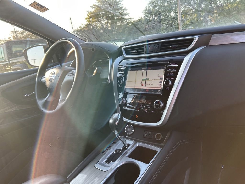 Used 2018 Nissan Murano SV image 24