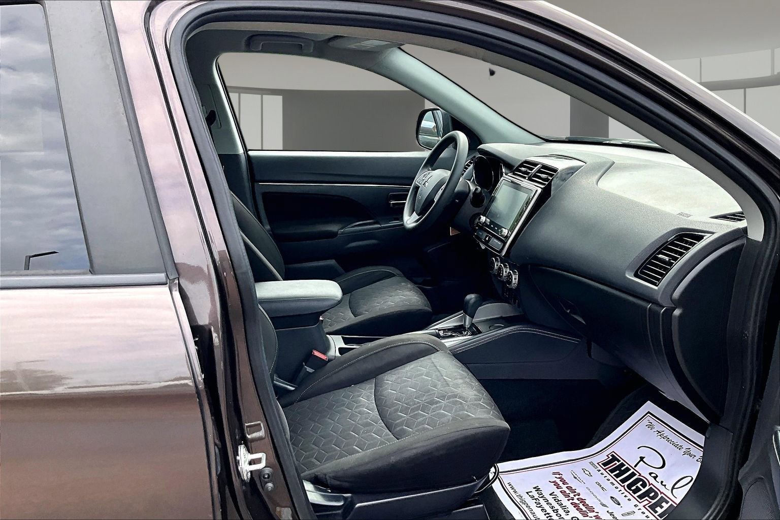 Used 2020 Mitsubishi Outlander Sport ES FWD image 29