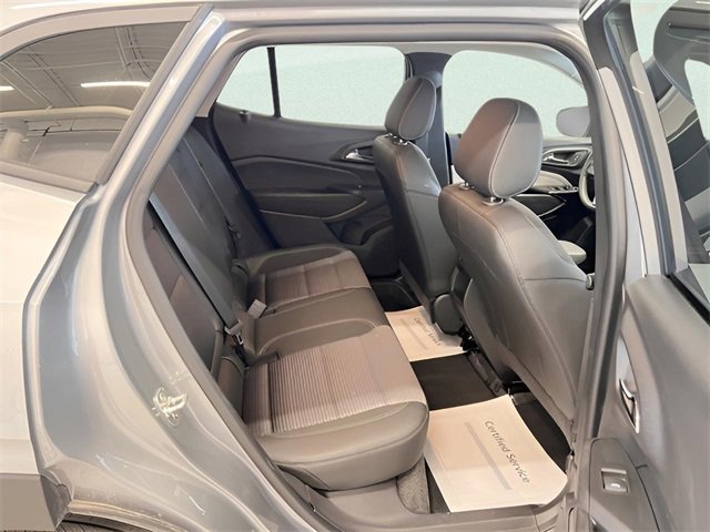 Certified 2025 Chevrolet Trax LT image 10