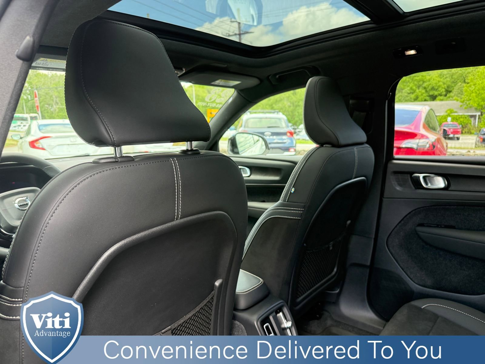 Used 2023 Volvo XC40 Recharge Ultimate w/ Protection Package Premier AWD/4WD image 21