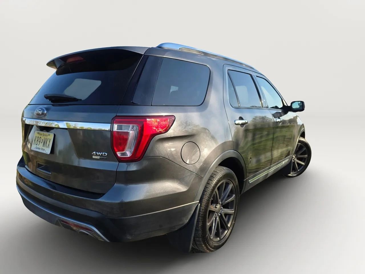 Used 2016 Ford Explorer Limited AWD/4WD image 6