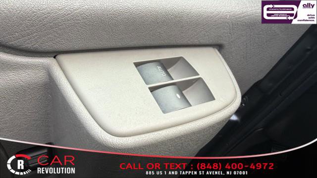 Used 2017 Chevrolet Express 2500 image 36