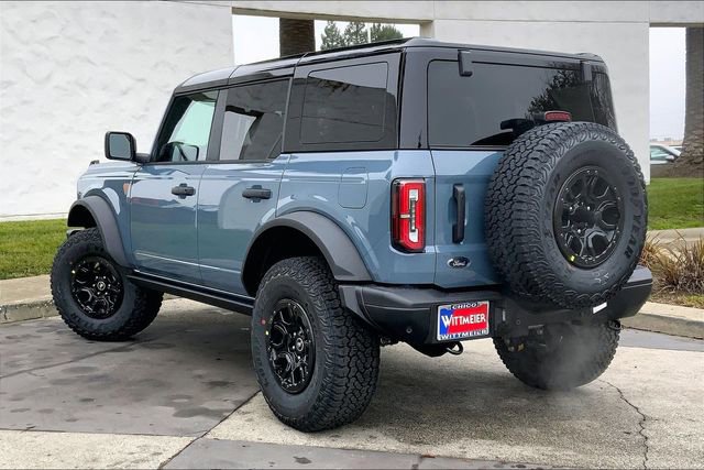 New 2025 Ford Bronco Badlands w/ Sasquatch Package image 3