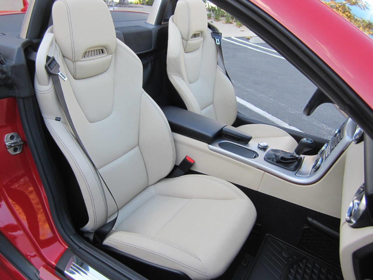 Used 2014 Mercedes-Benz SLK 250 image 21