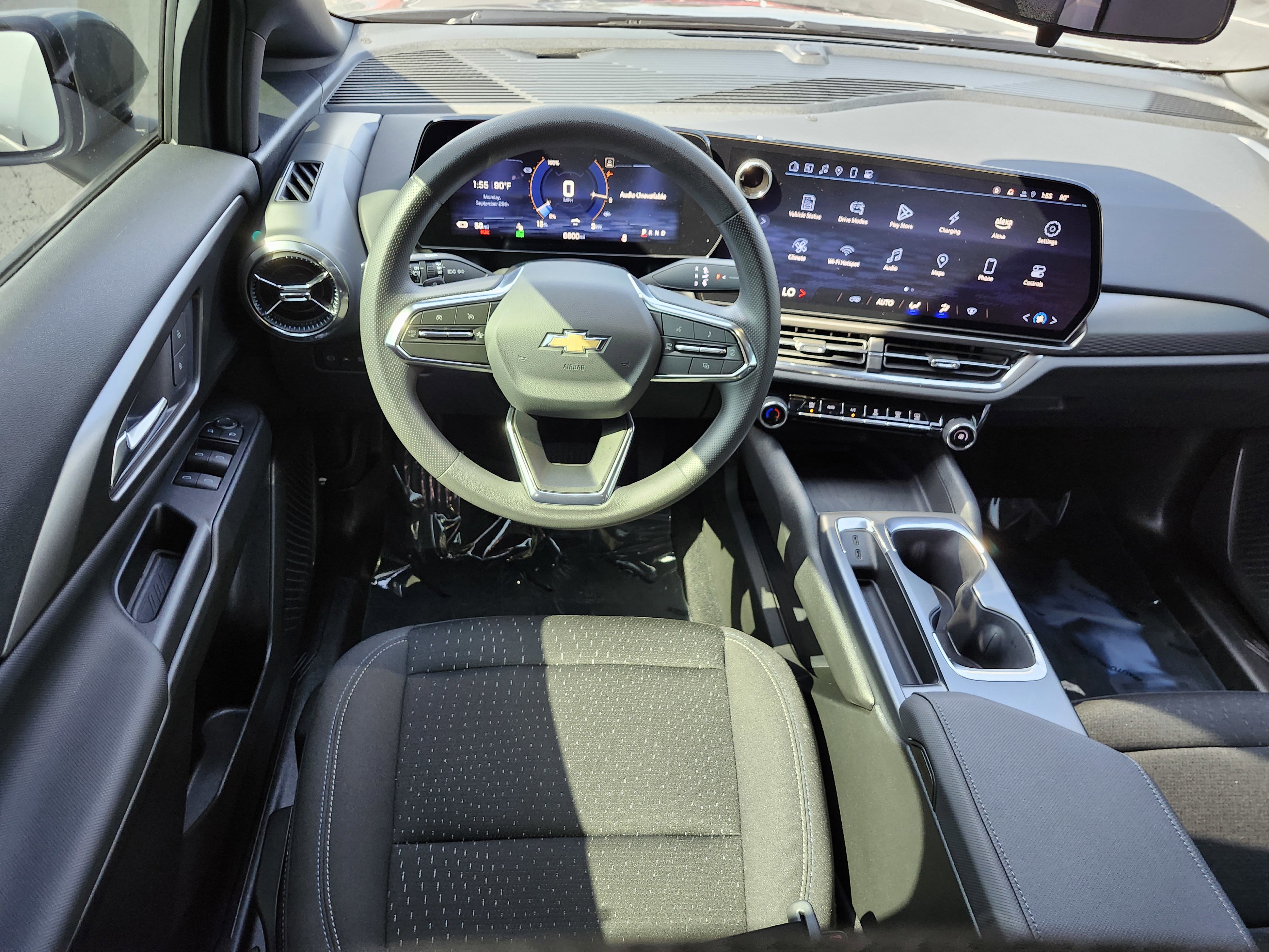 Used 2025 Chevrolet Equinox EV LT image 18