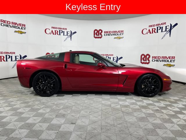 Used 2005 Chevrolet Corvette Coupe w/ Preferred Equipment Group RWD image 9