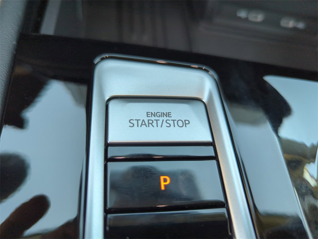 New 2026 Volkswagen Atlas SE image 45