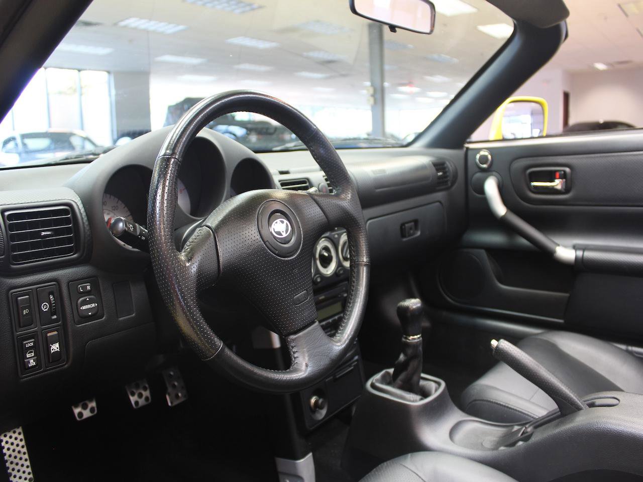 Used 2004 Toyota MR2 RWD image 27