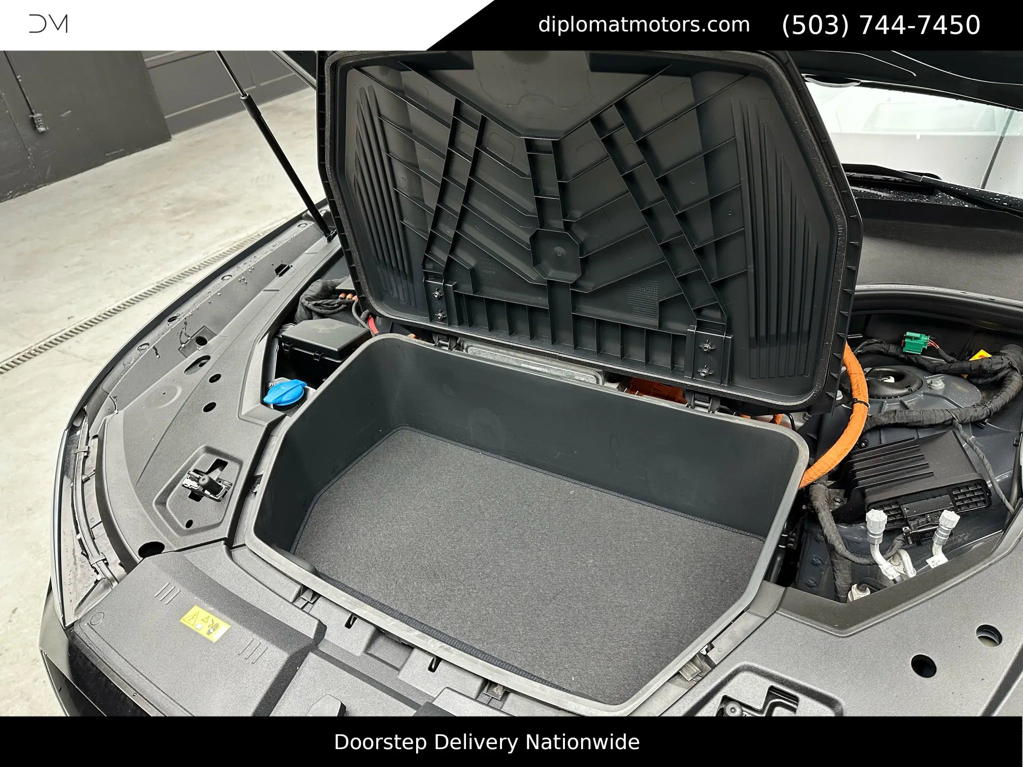 Used 2024 Audi Q8 e-tron Prestige w/ Prestige Package image 46