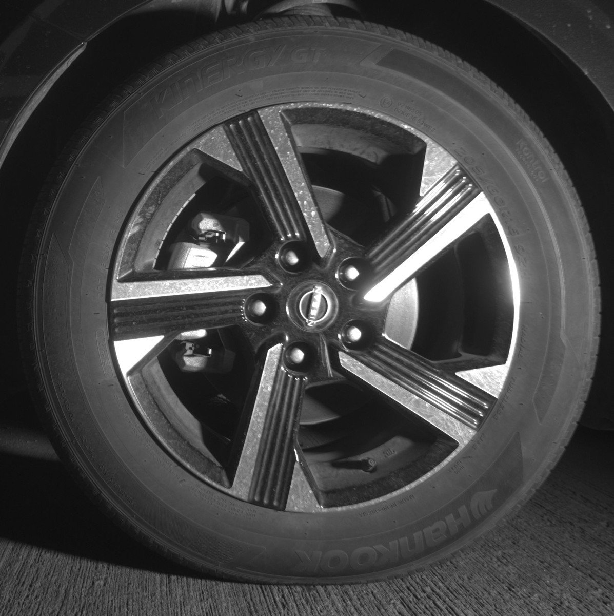 Used 2025 Nissan Sentra SV image 12