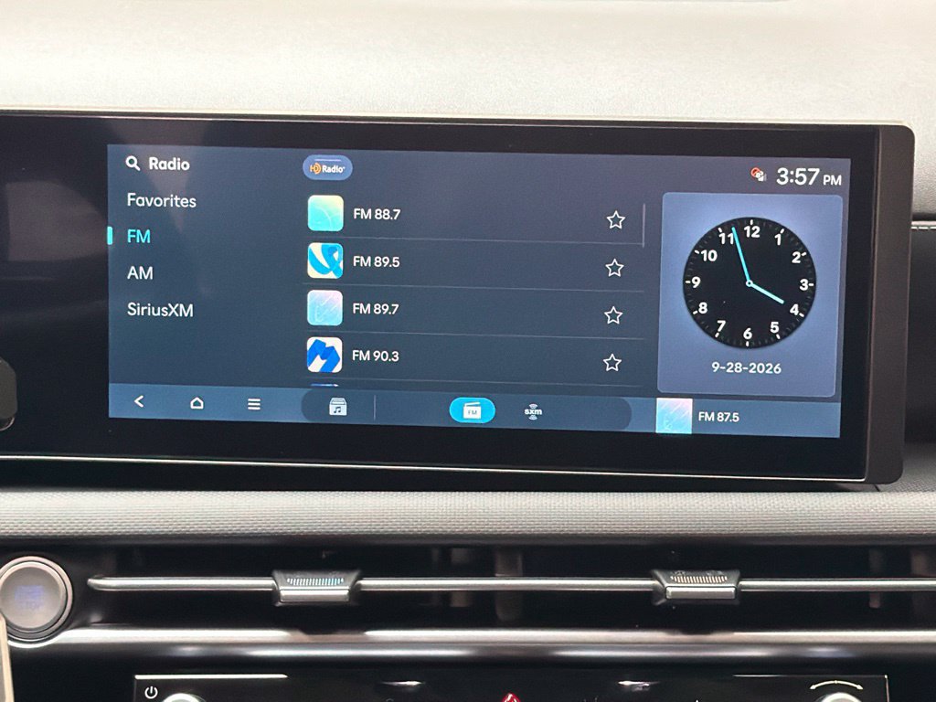 New 2026 Hyundai Tucson SEL FWD image 17