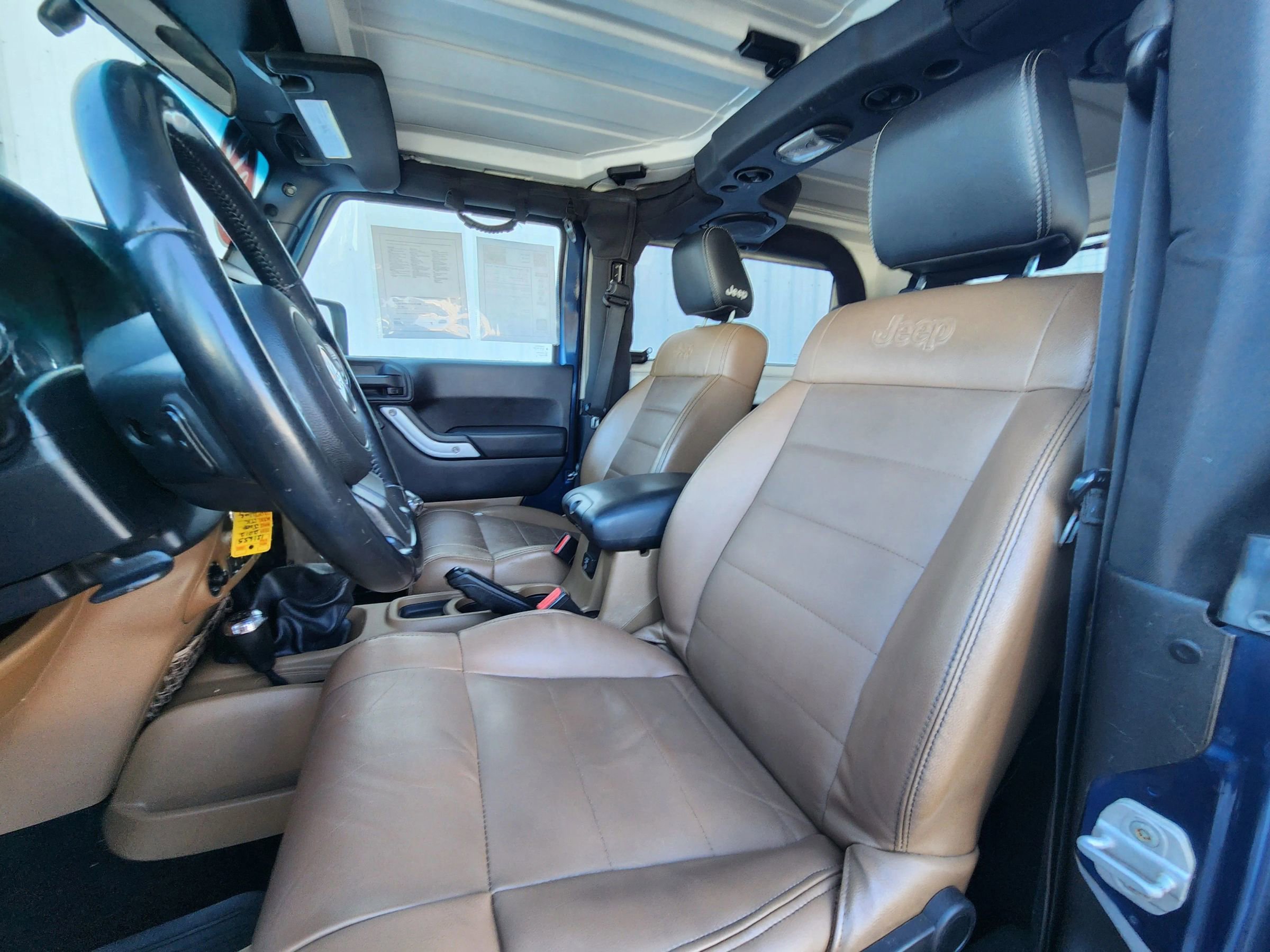 Used 2012 Jeep Wrangler Rubicon w/ Dual Top Group image 31