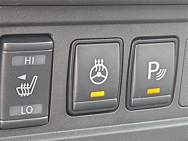 New 2025 Nissan Frontier PRO-4X w/ Pro Premium Package image 32