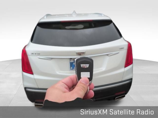 Used 2017 Cadillac XT5 Luxury w/ Driver Awareness Package image 6