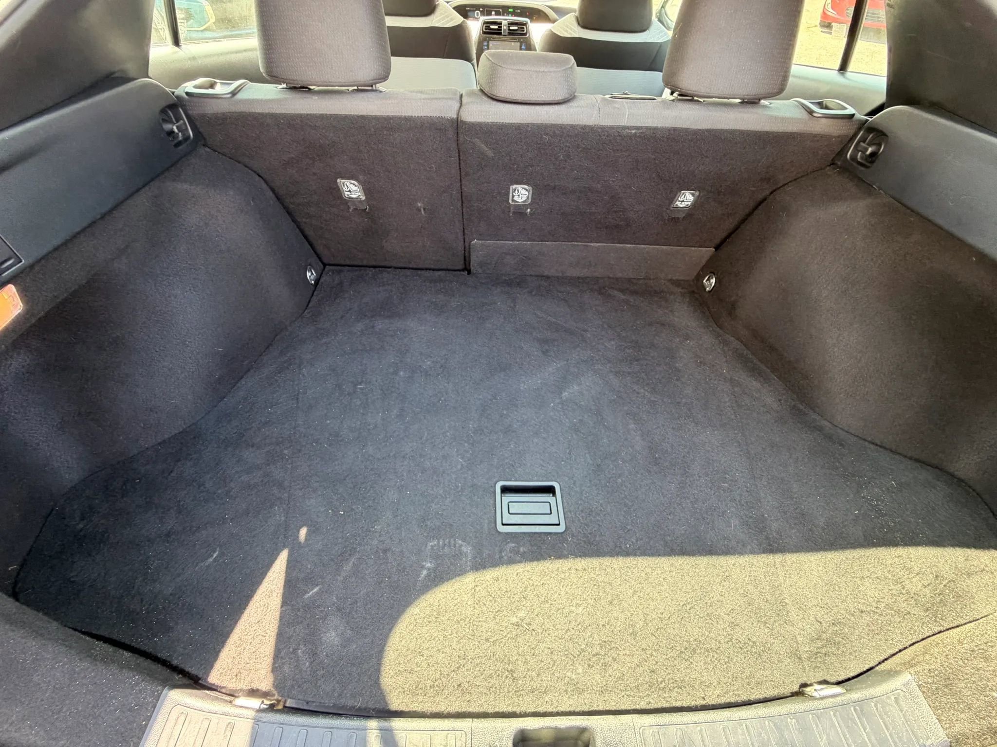 Used 2016 Toyota Prius Three w/ Advanced Technology Package FWD image 26