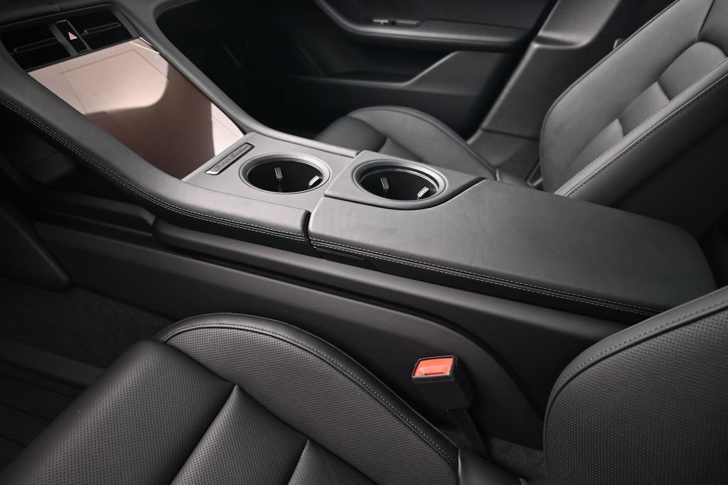 New 2026 Porsche Taycan RWD image 22
