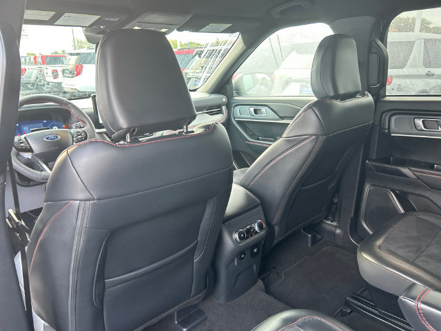 Certified 2026 Ford Explorer ST AWD/4WD image 28