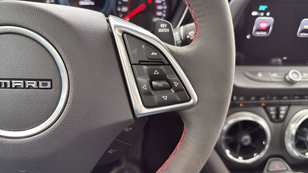 Used 2017 Chevrolet Camaro ZL1 image 25