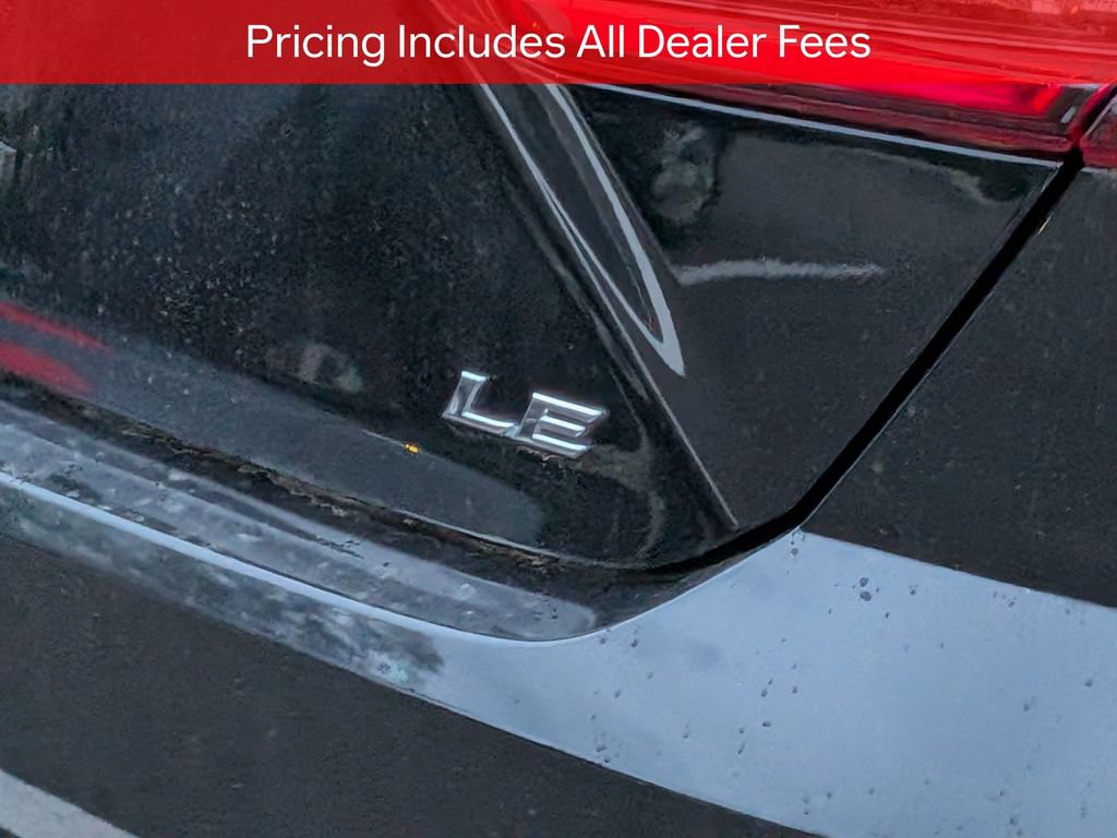 Used 2025 Toyota Camry LE FWD image 8