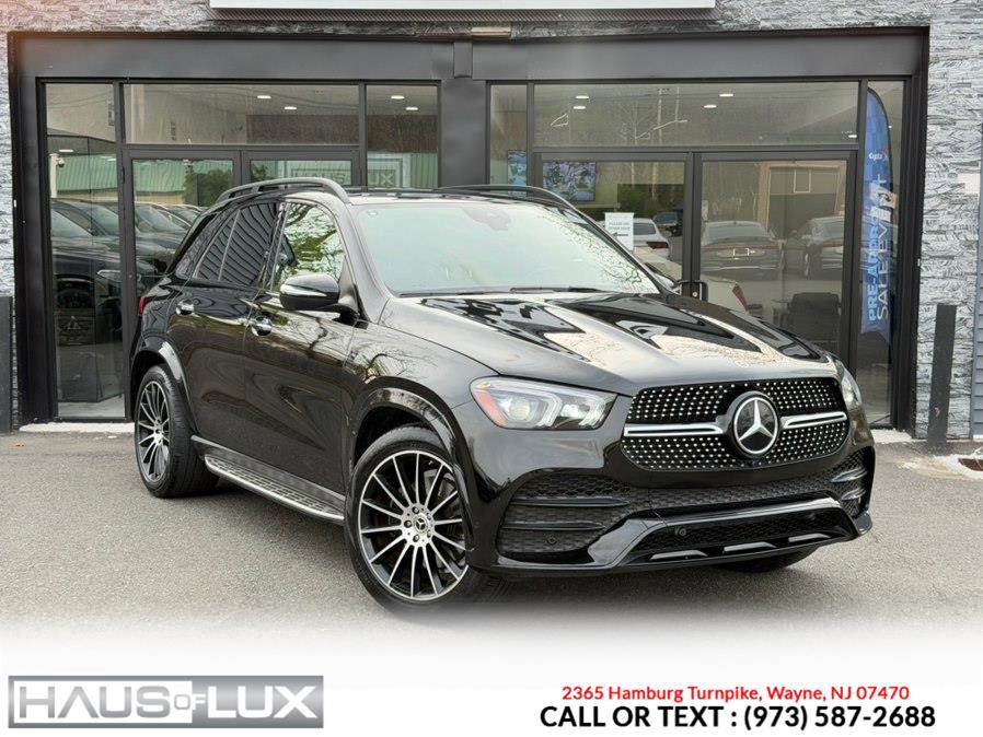 Used 2020 Mercedes-Benz GLE 350 4MATIC w/ AMG Line Exterior image 2