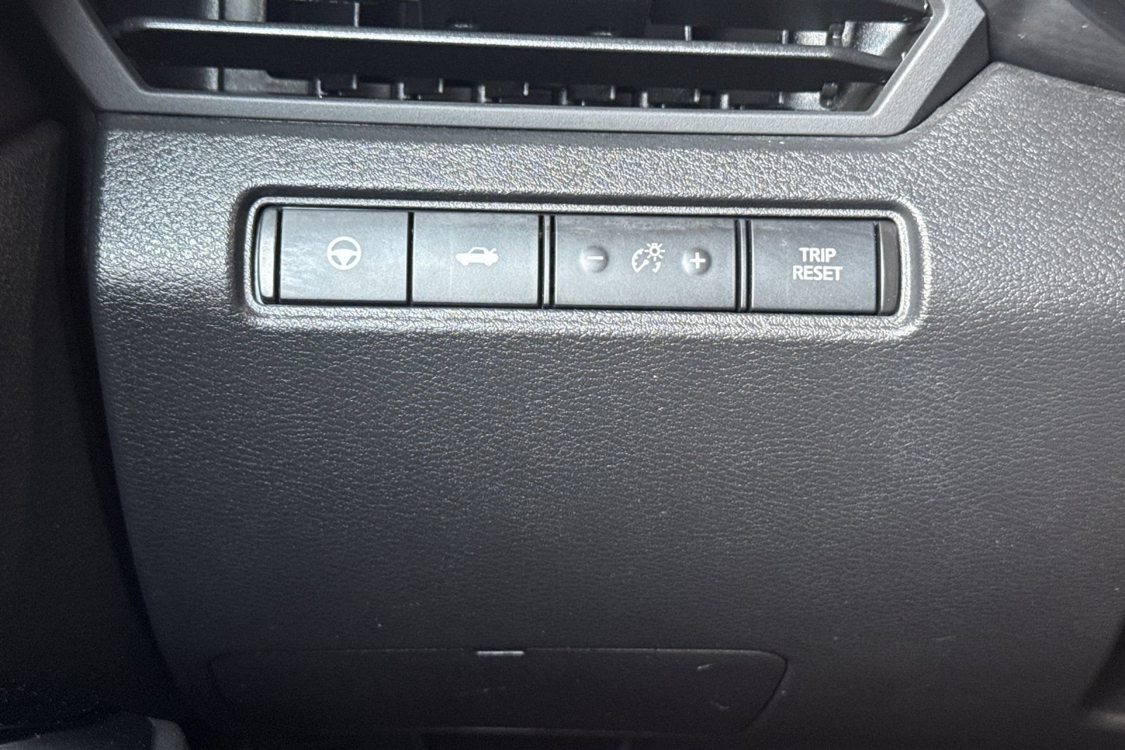 Used 2021 Nissan Altima 2.5 SV w/ SV Premium Package FWD image 35