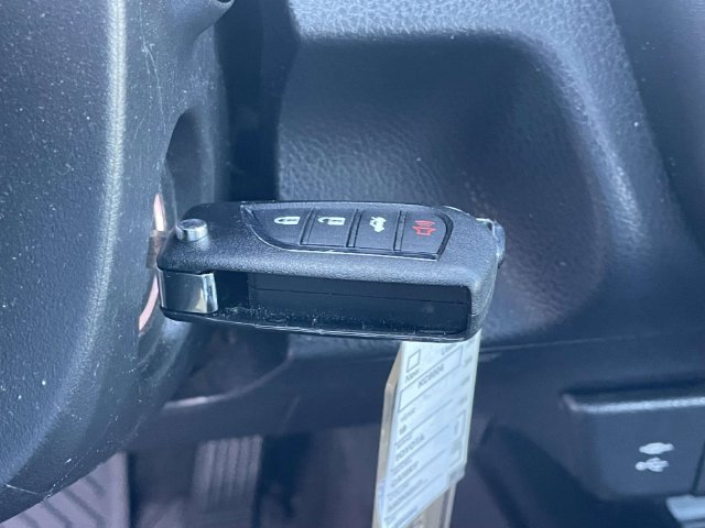 Used 2019 Toyota Camry SE FWD image 29