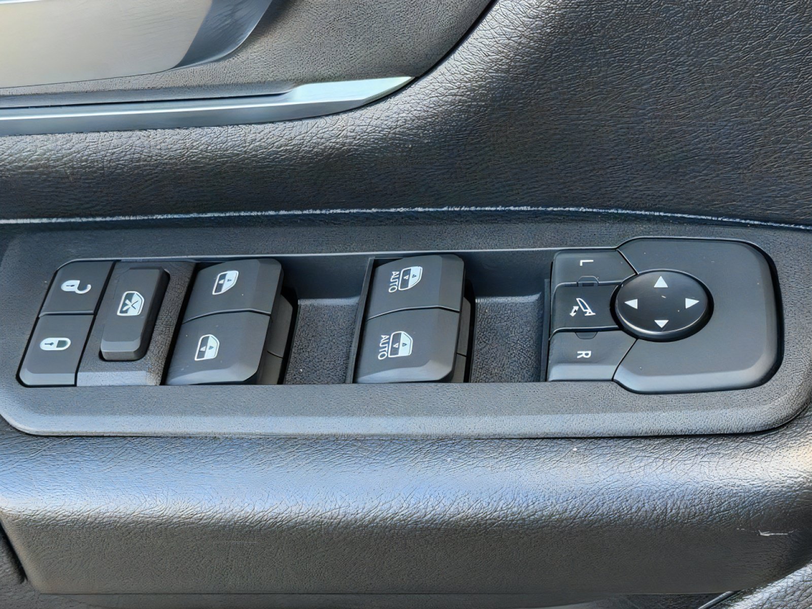 New 2026 RAM 1500 Big Horn AWD/4WD image 16