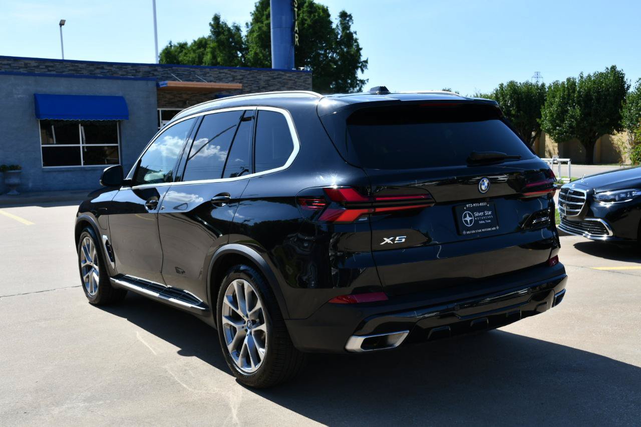 Used 2025 BMW X5 xDrive50e AWD/4WD image 5