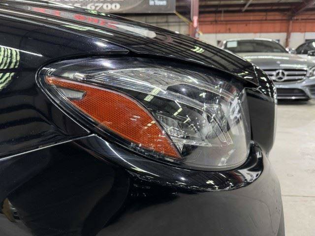 Used 2017 Mercedes-Benz E 400 4MATIC Wagon image 22