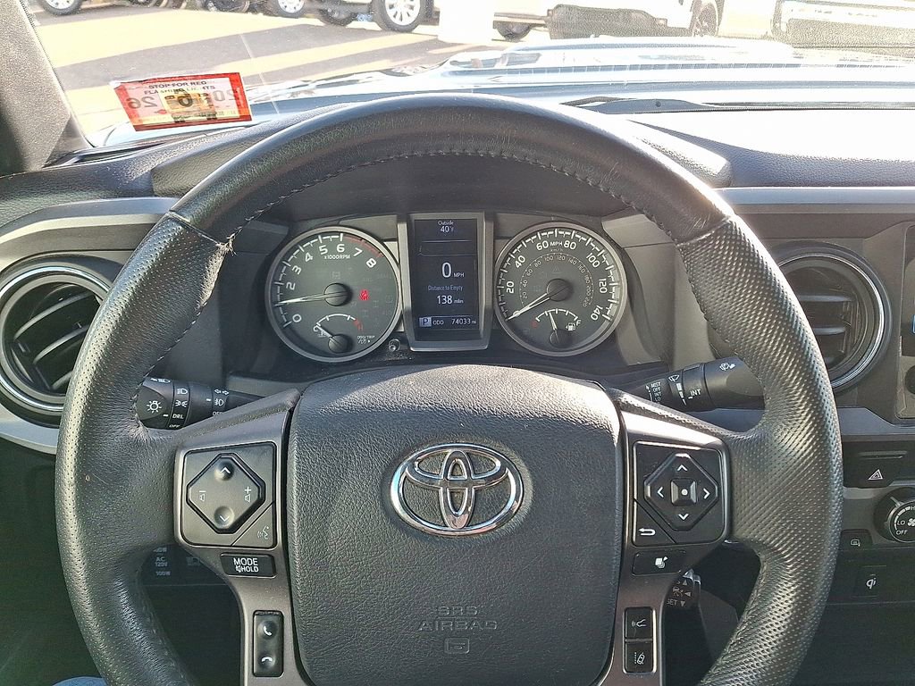Used 2019 Toyota Tacoma TRD Sport image 18