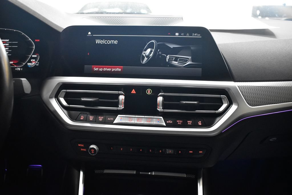 Used 2023 BMW M4 Coupe w/ M Carbon Exterior Package RWD image 27