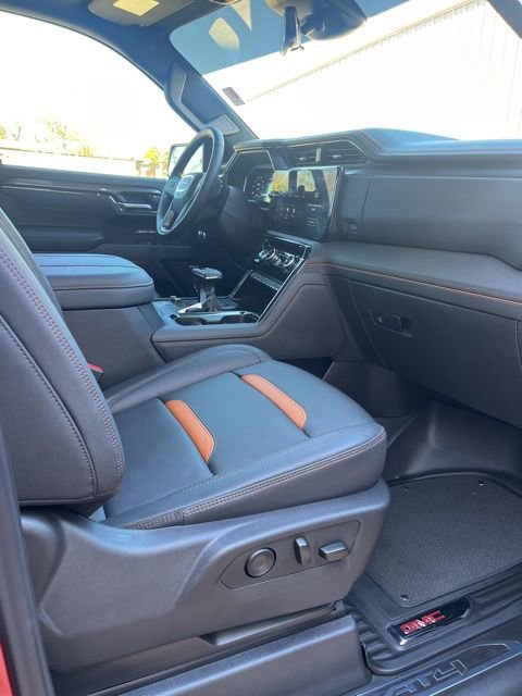 Used 2025 GMC Sierra 1500 AT4 w/ AT4 Premium Package image 10