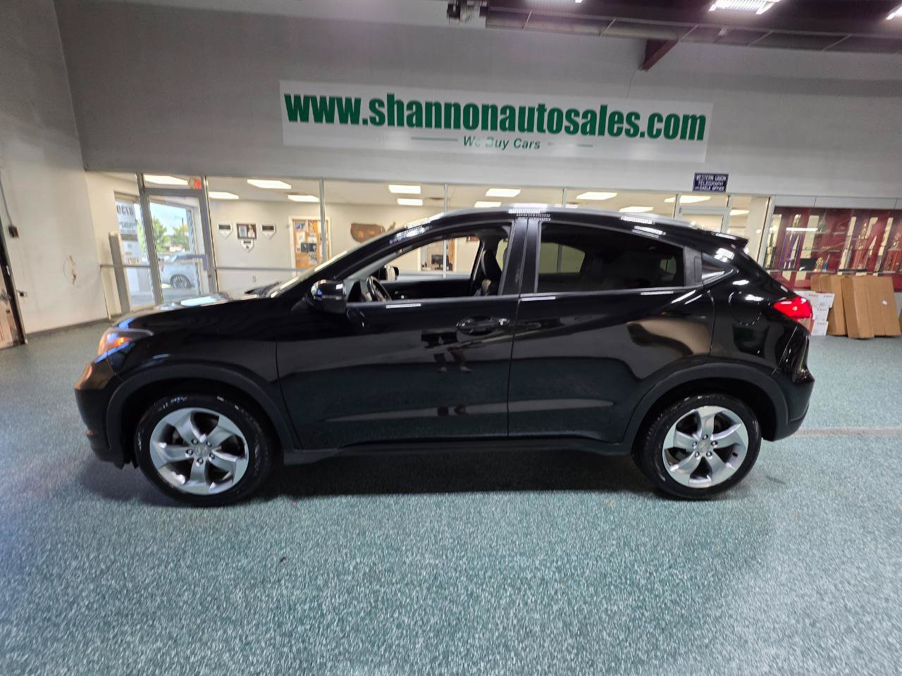 Used 2017 Honda HR-V EX-L image 11