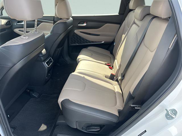 Used 2023 Hyundai Santa Fe SEL Premium image 16