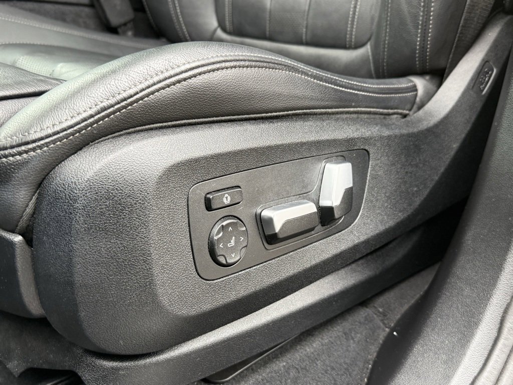 Used 2019 BMW X5 xDrive40i w/ Convenience Package image 24