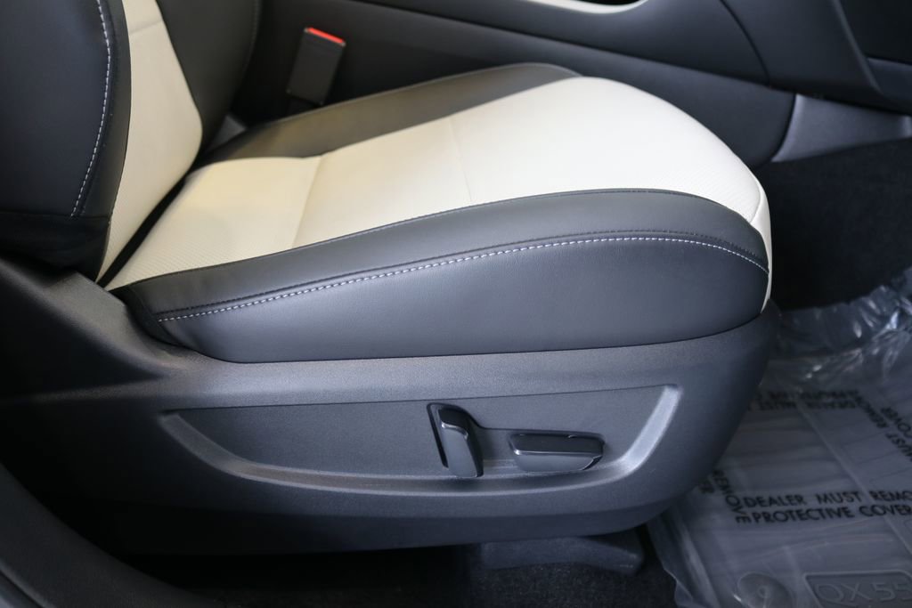 Certified 2025 INFINITI QX55 Essential image 39