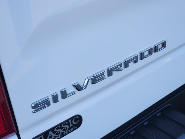 Used 2024 Chevrolet Silverado 1500 Custom AWD/4WD image 9